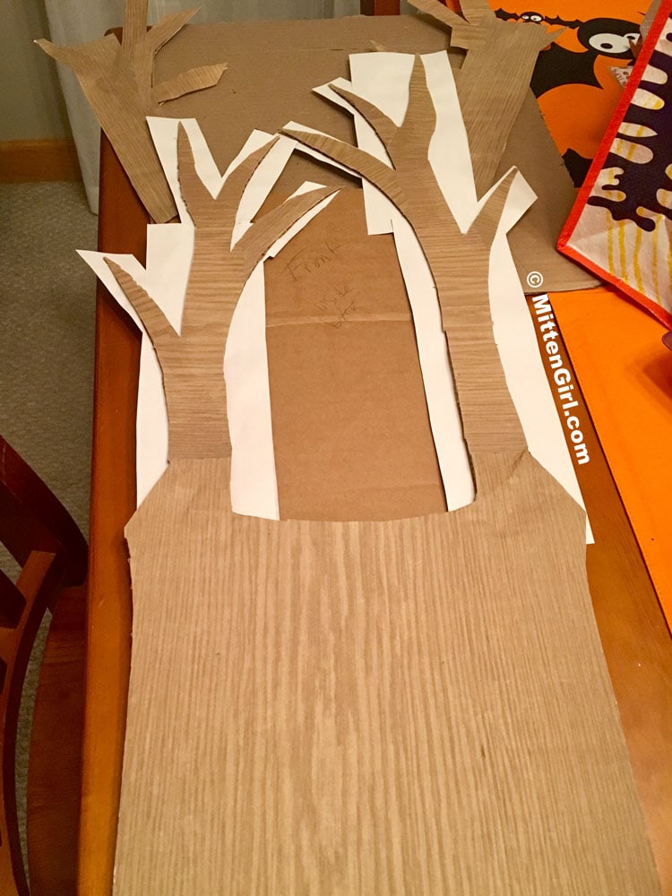 Laying out the tree costume