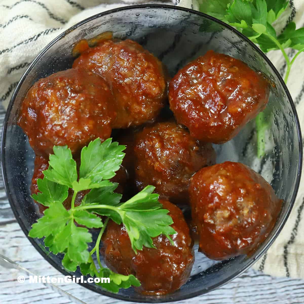 Easy 15 Minute Stove Top BBQ Meatballs