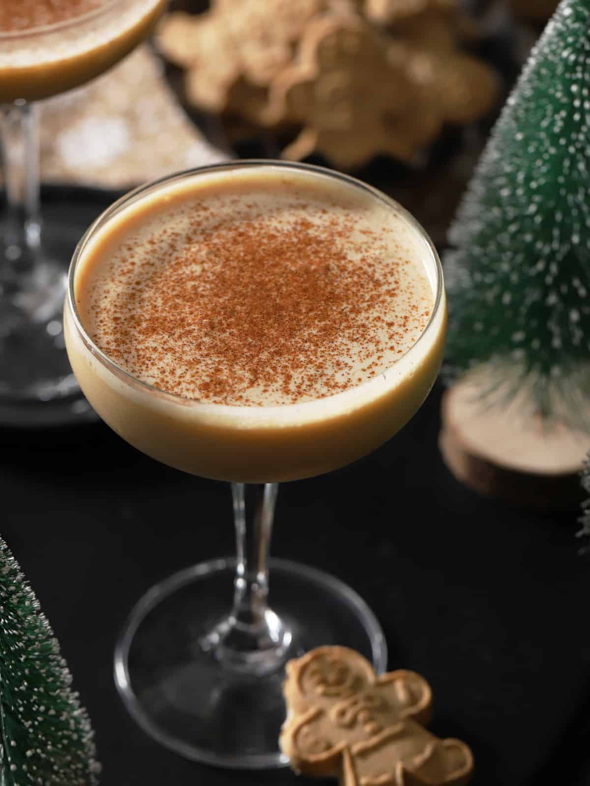 A glass of gingerbread martini cocktail. 